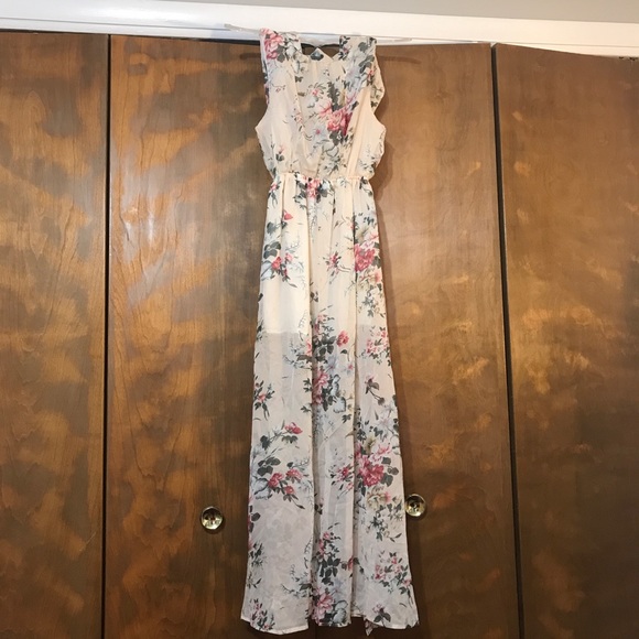 Long Floral dress - Picture 3 of 3